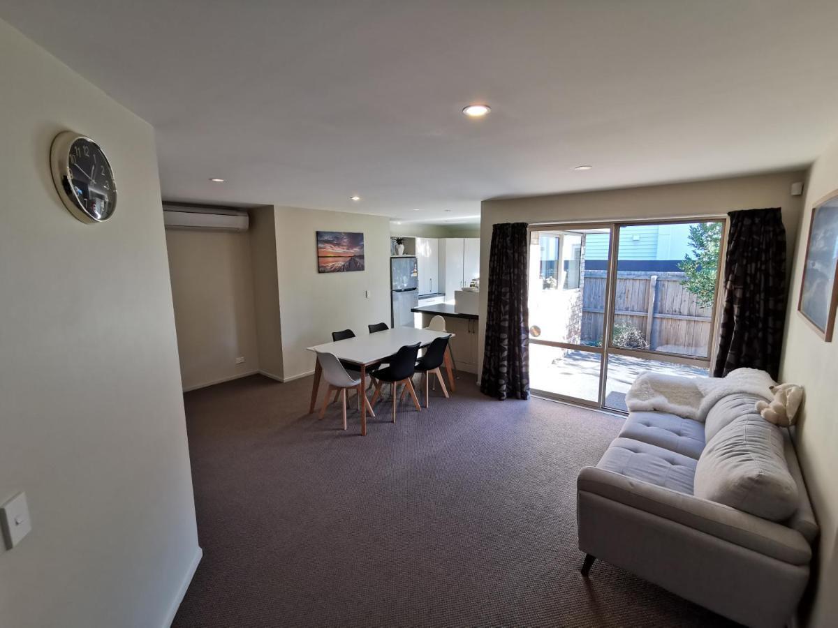 Christchurch City Fringe Family Home Modern Private Room Крайстчерч Екстер'єр фото